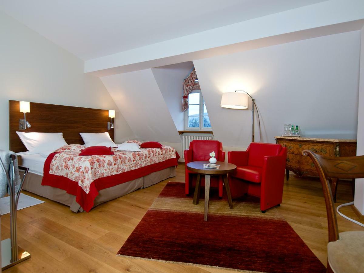 Palac Pakoszow Schlosshotel Wernersdorf Jelenia Gora Exterior photo A room at the Hotel Axelmannstein